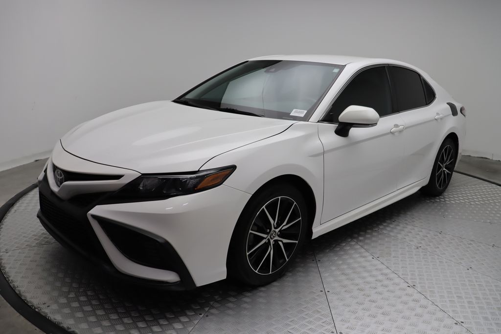 2023 Toyota Camry SE -
                West Palm Beach, FL