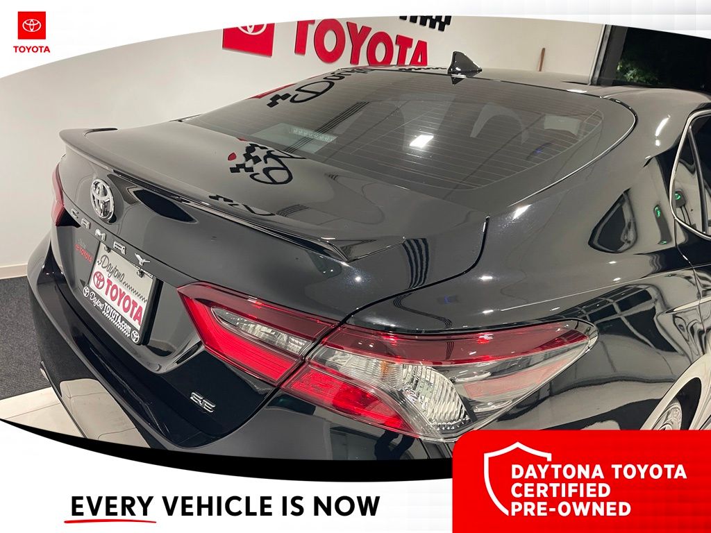 2024 Toyota Camry SE - Photo 10