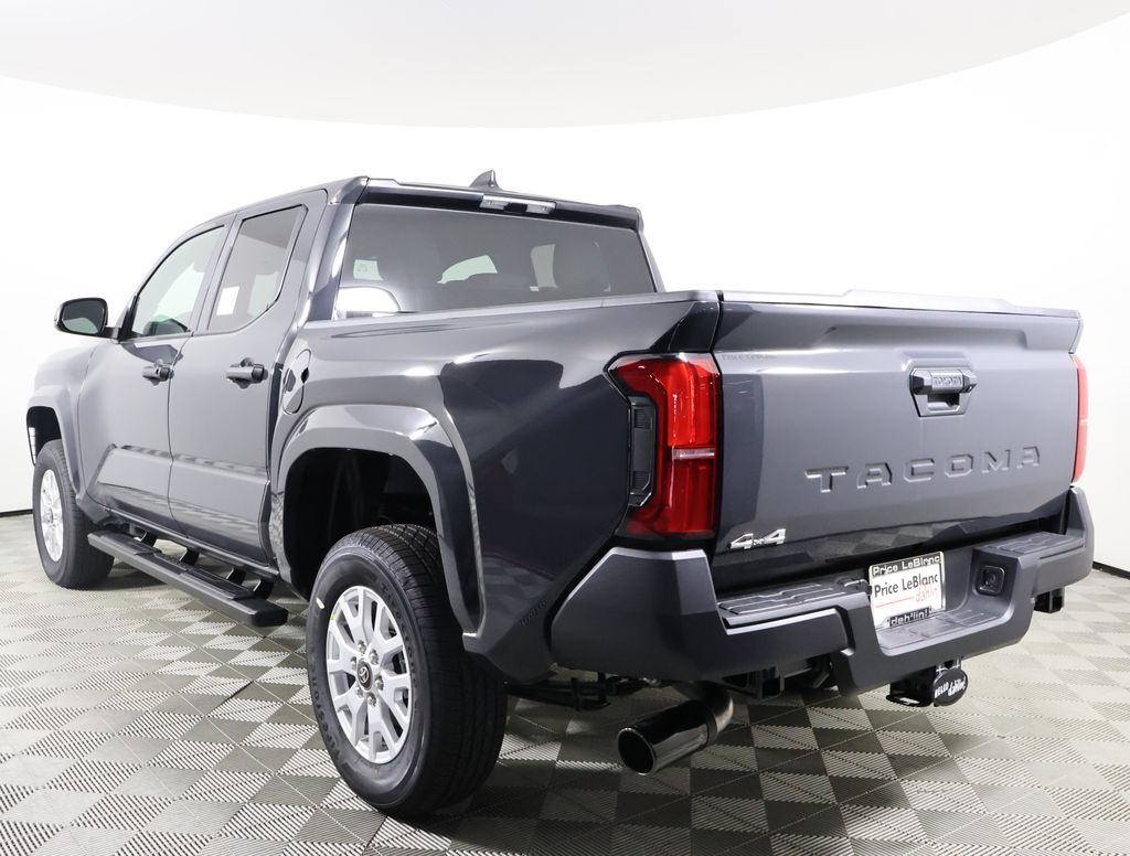 2025 Toyota Tacoma SR photo 4