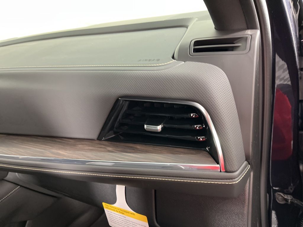 2025 Chevrolet Suburban Premier 22