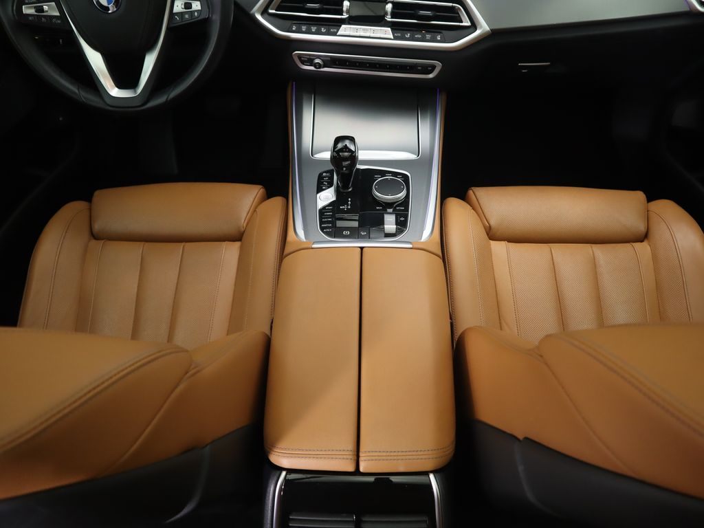 Thumbnail: 2022 BMW X5 - 16