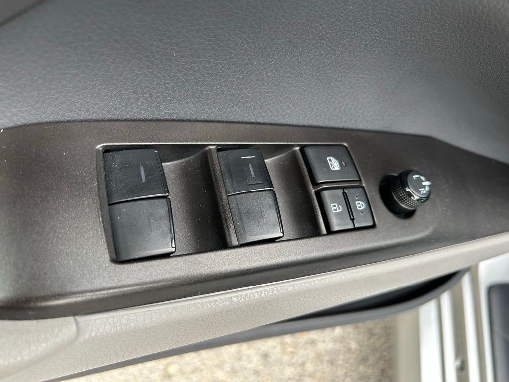 2023 Toyota Camry LE 17