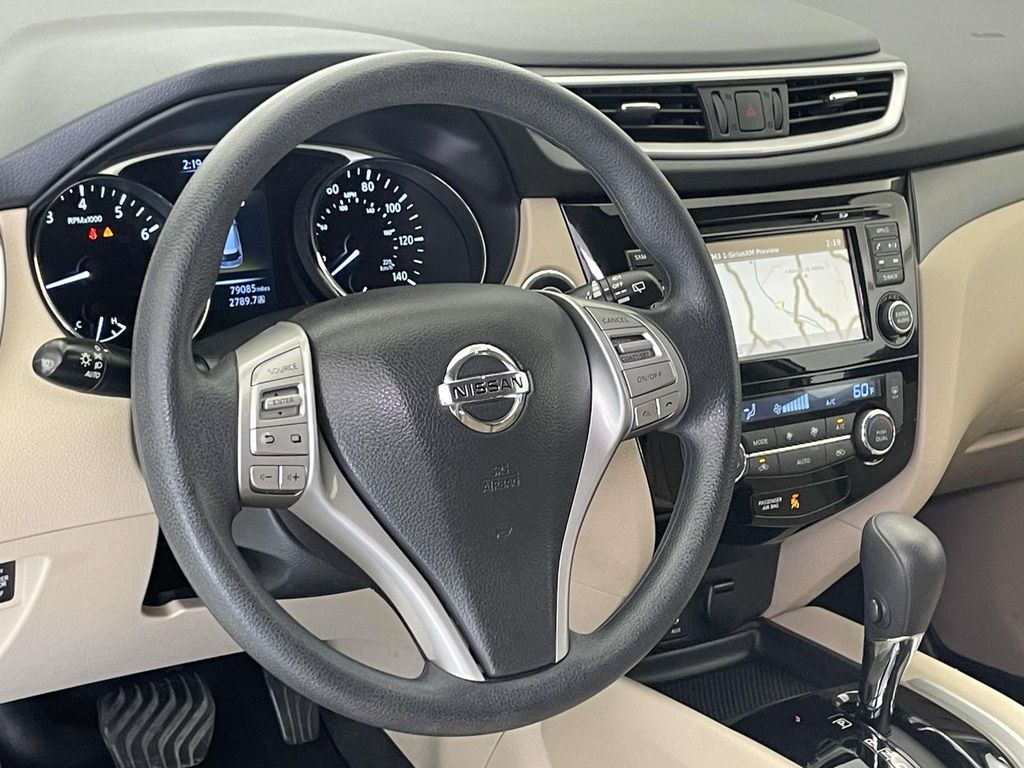 2016 Nissan Rogue SV White at Grove City Ford
