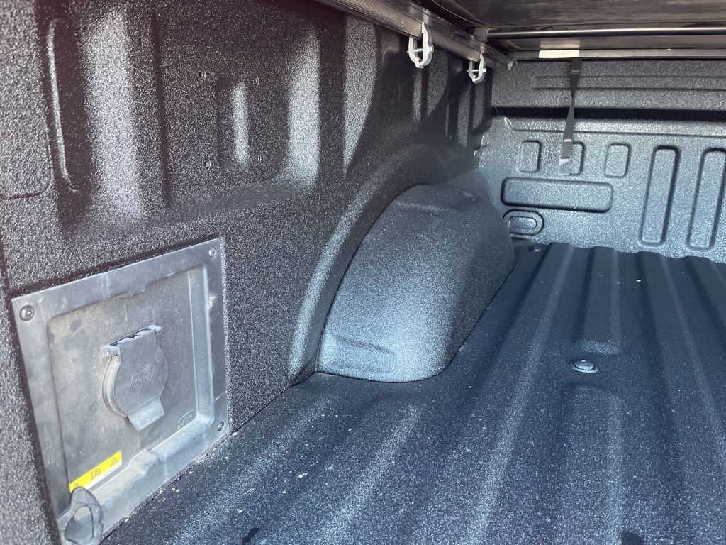 Certified Used 2022 Red Ford XLT image 26