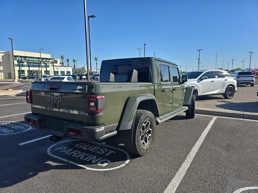 Thumbnail: 2023 Jeep Gladiator - 4