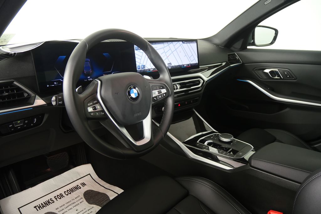 Thumbnail: 2024 BMW 3 Series - 13