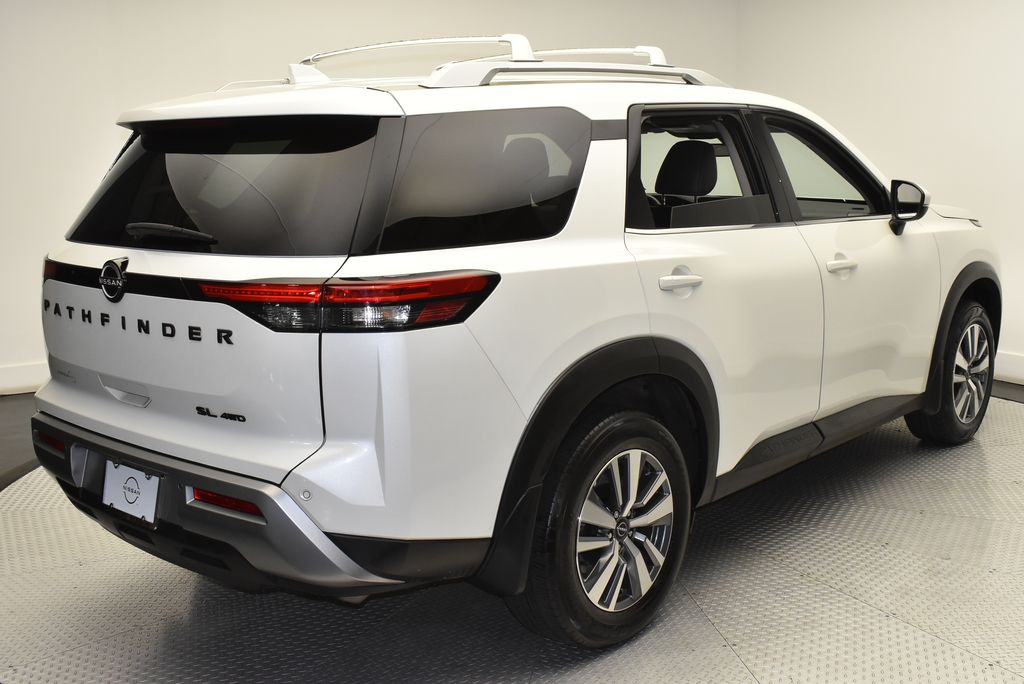 Thumbnail: 2023 Nissan Pathfinder - 5