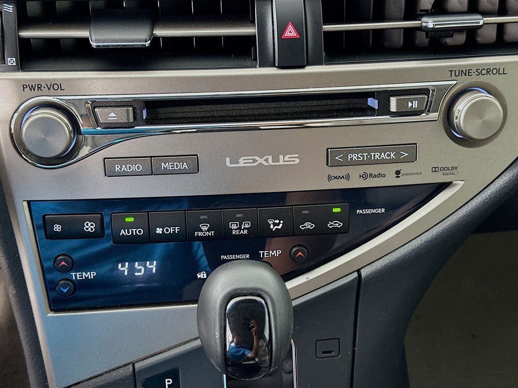 Thumbnail: 2015 Lexus RX - 16