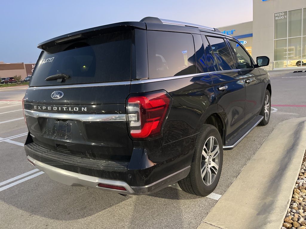 Thumbnail: 2023 Ford Expedition - 3
