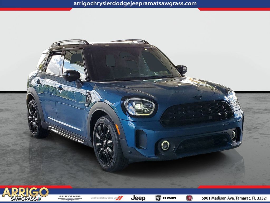 2024 MINI Cooper S Countryman Iconic