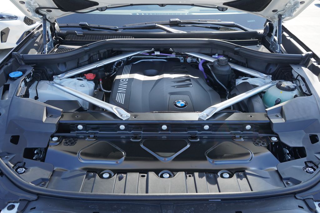 Thumbnail: 2026 BMW X5 - 20