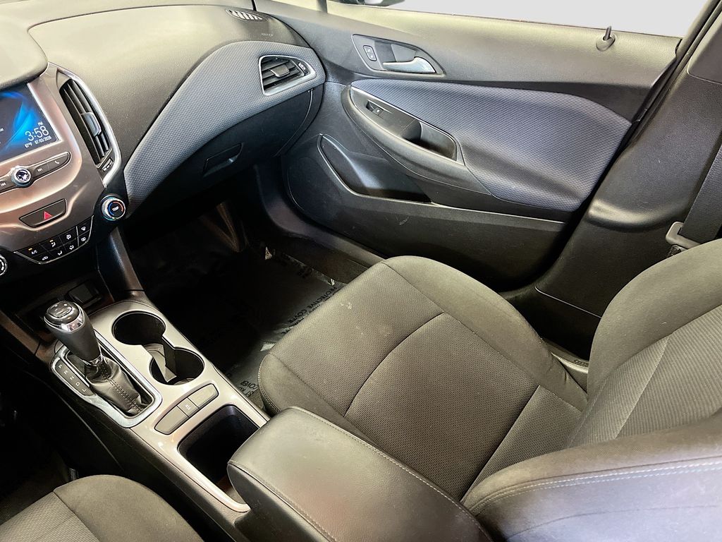 Used 2018 Graphite Metallic Chevrolet LT image 21