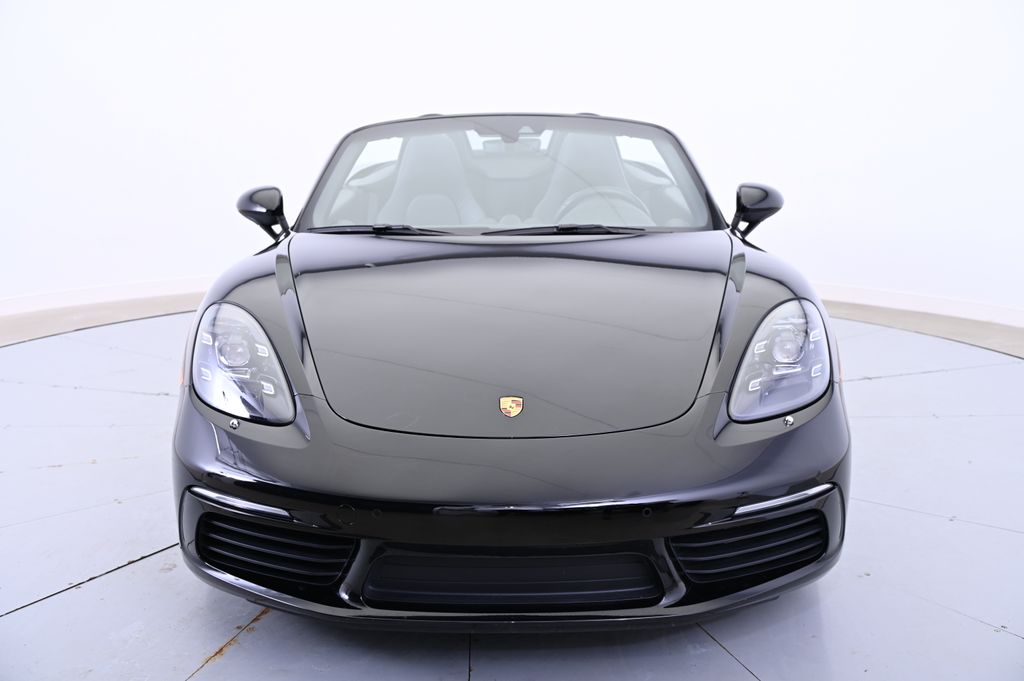 2022 Porsche 718 Boxster S 8