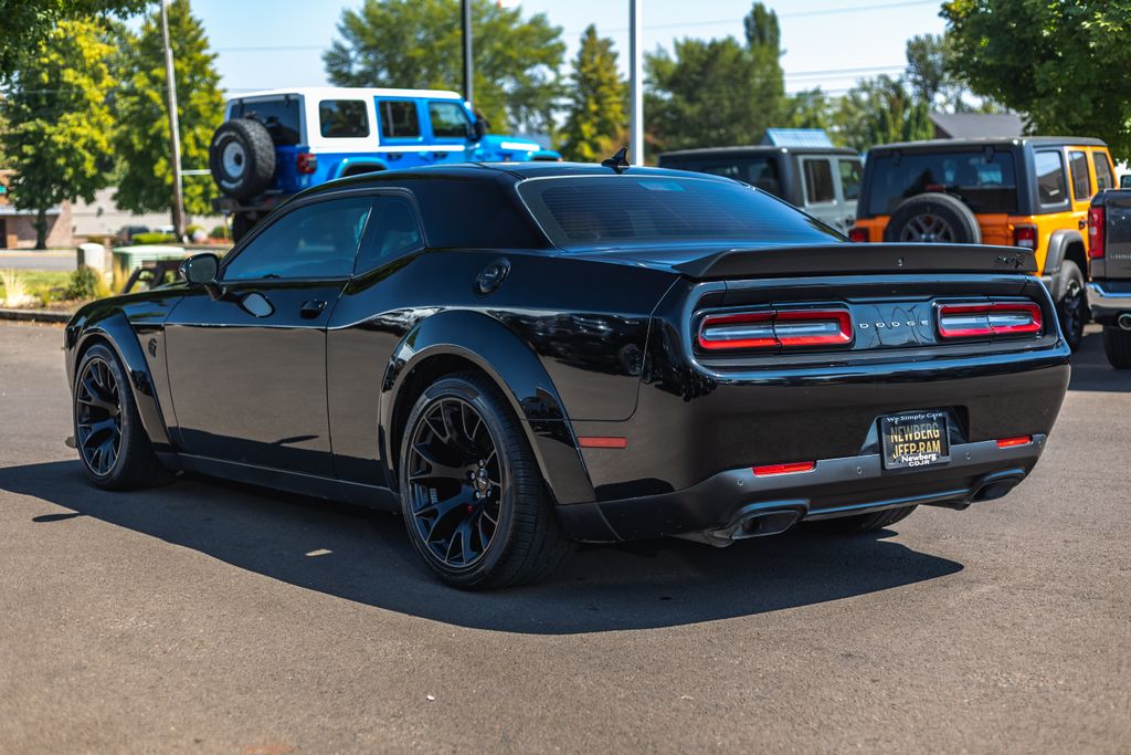 2023 Dodge Challenger SRT Hellcat Widebody thumbnail 9