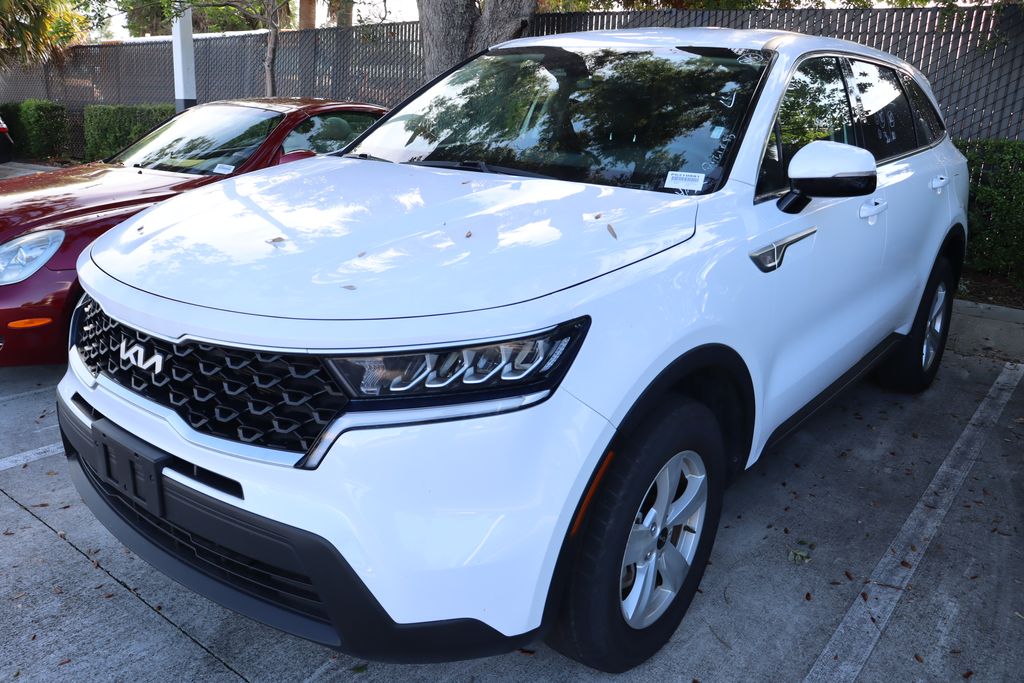 Thumbnail: 2023 Kia Sorento - 2