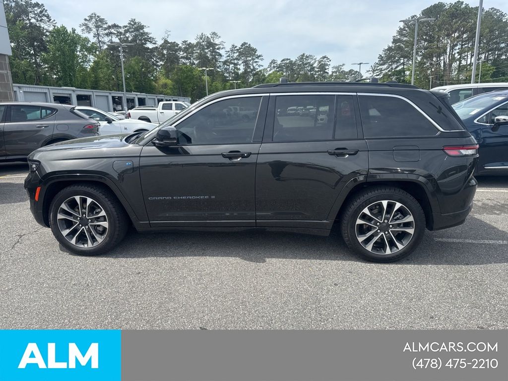 Used 2023 Brown Jeep Overland 4xe image 15