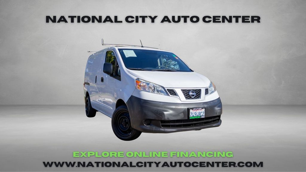2016 Nissan NV200 S's photo