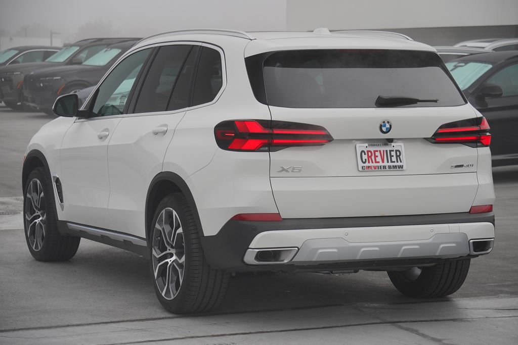 2025 BMW X5 sDrive40i 7