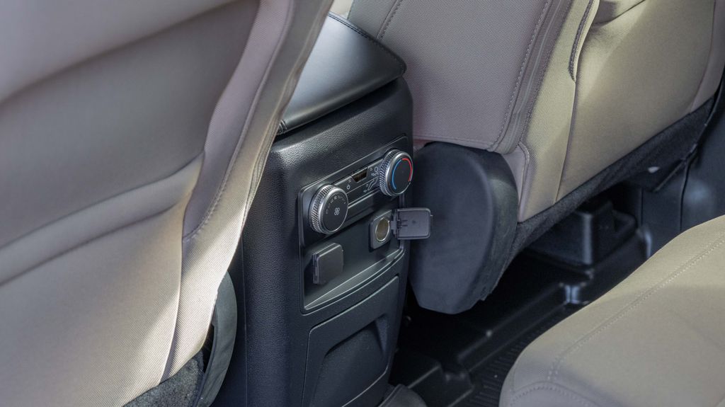 Used 2021 Ford Explorer Base 4D Sport Utility