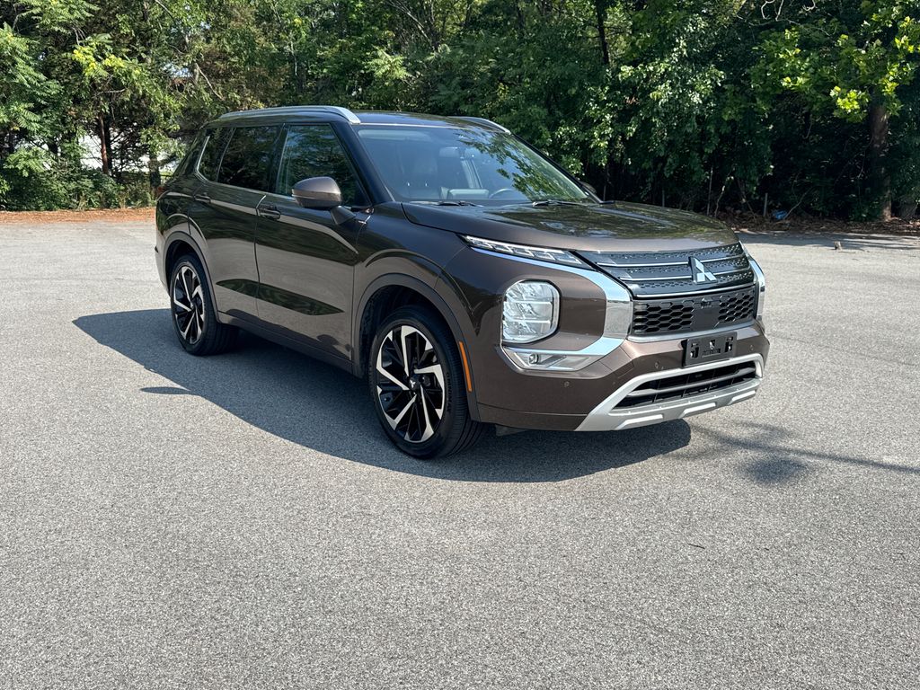 2022 Mitsubishi Outlander SEL FWD