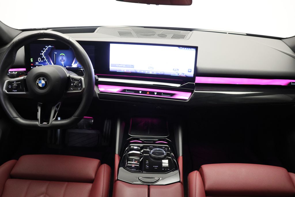 Thumbnail: 2024 BMW 5 Series - 18