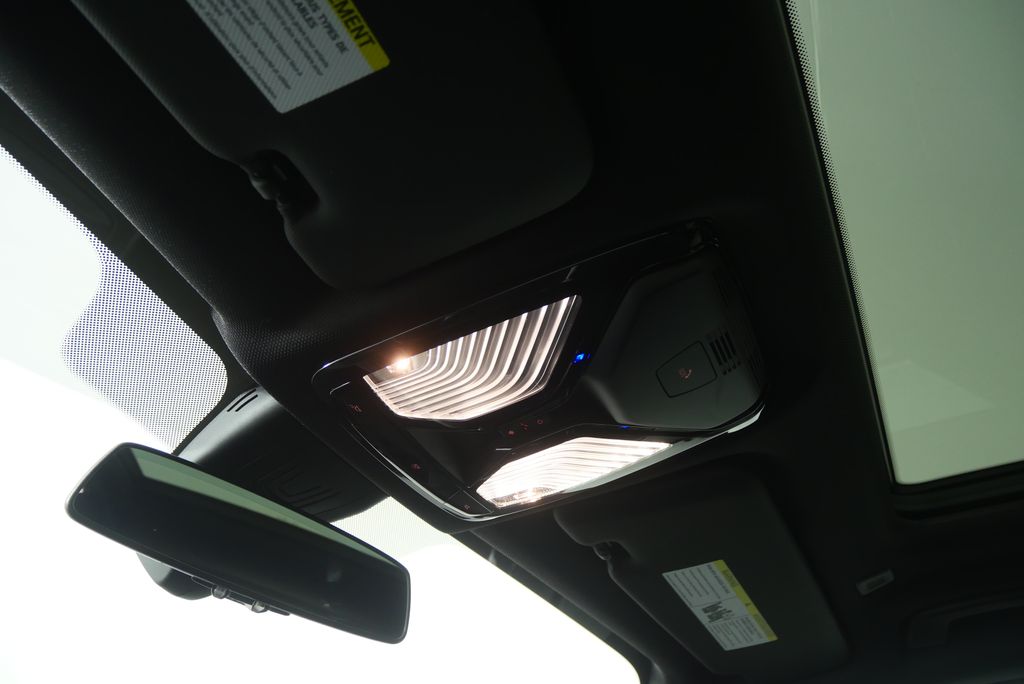 Thumbnail: 2023 BMW X5 - 20