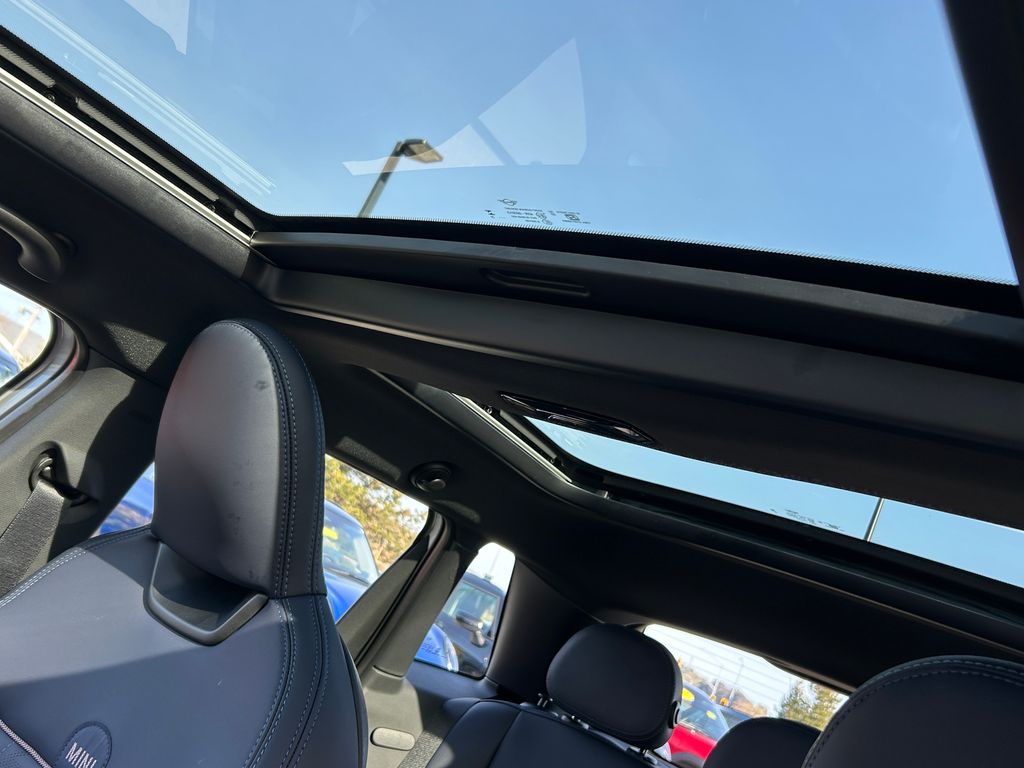 Thumbnail: 2026 MINI Cooper - 16