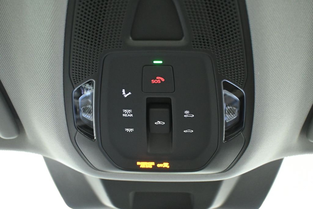 Thumbnail: 2025 Audi Q5 - 16