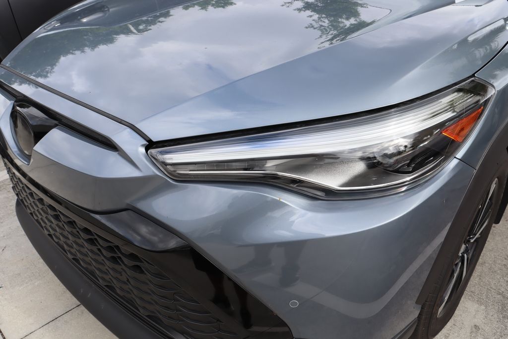 2024 Toyota Corolla Cross XSE 3