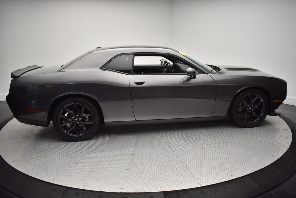 Thumbnail: 2021 Dodge Challenger - 4
