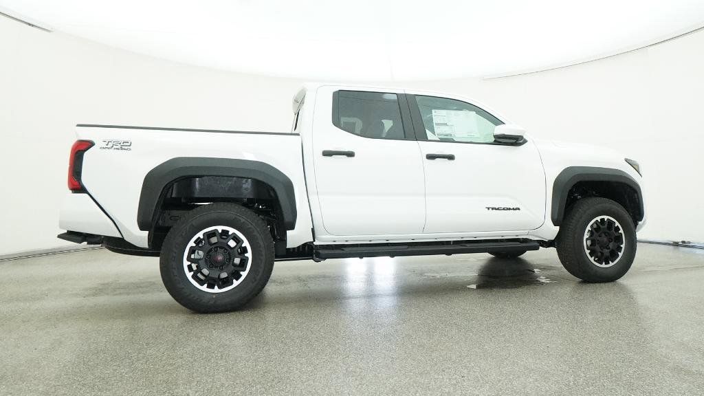 Thumbnail: 2025 Toyota Tacoma - 15