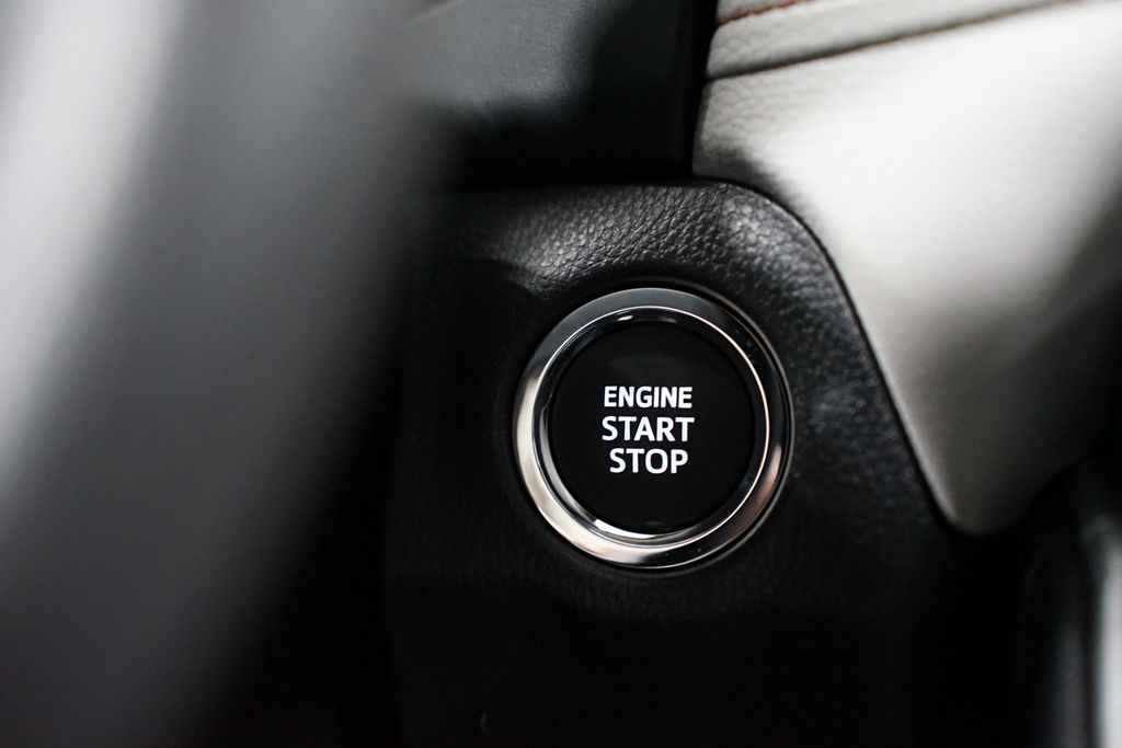 Thumbnail: 2025 Toyota RAV4 - 23