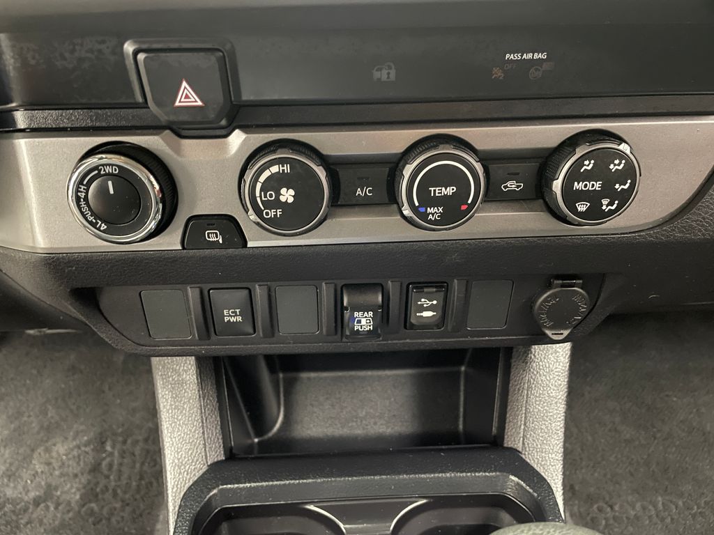 Thumbnail: 2019 Toyota Tacoma - 26