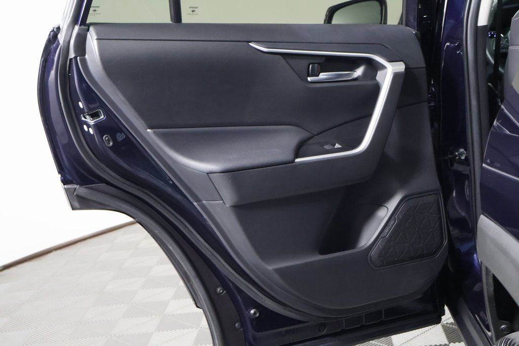 Thumbnail: 2021 Toyota RAV4 - 13