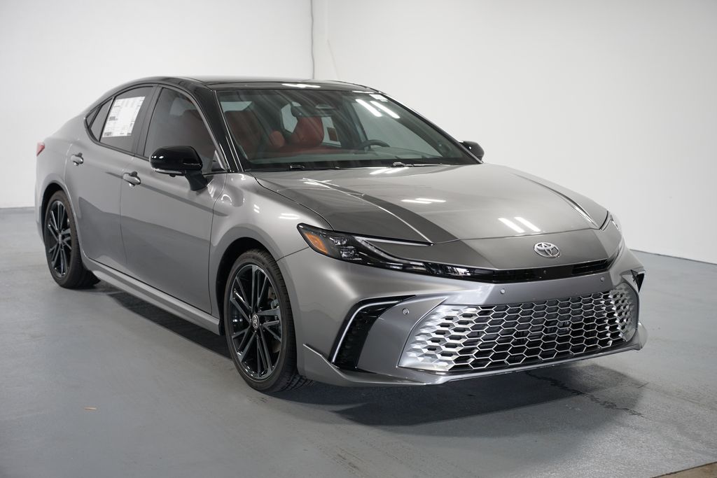 Thumbnail: 2025 Toyota Camry - 3