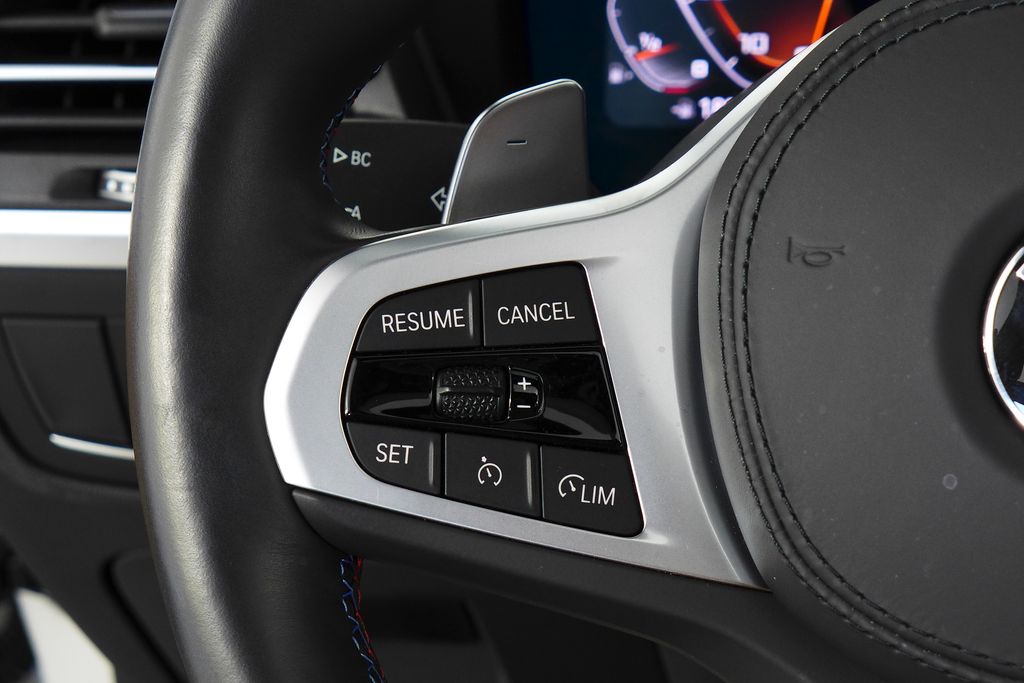 Thumbnail: 2025 BMW X4 - 30