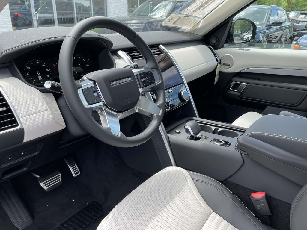 New 2026 Blue Land Rover  image 13