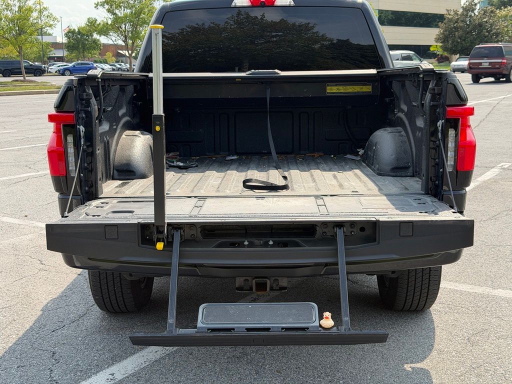 2024 Ford F-150 Lightning Flash