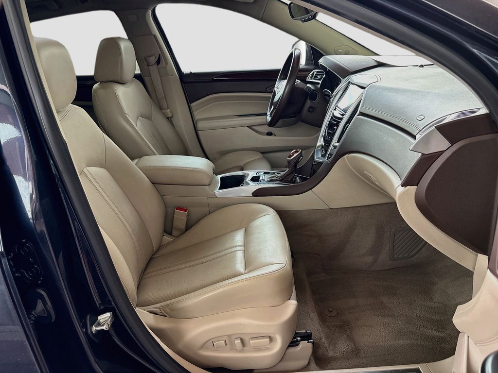 Thumbnail: 2015 Cadillac SRX - 20