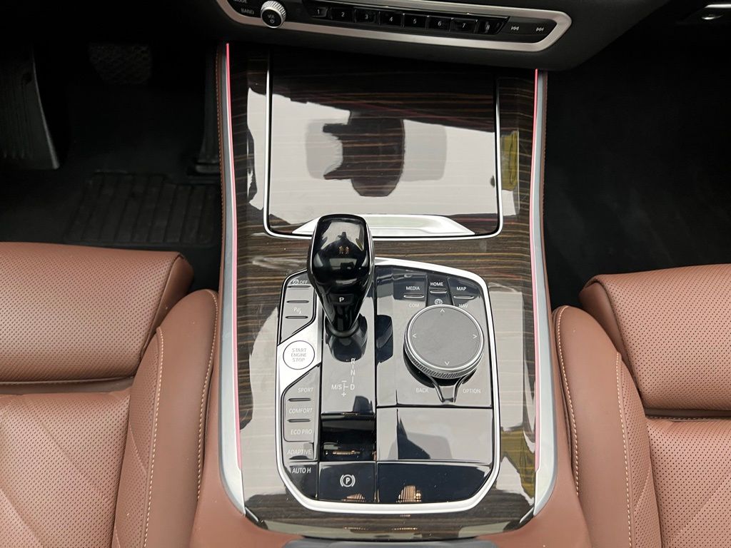 Thumbnail: 2023 BMW X5 - 11