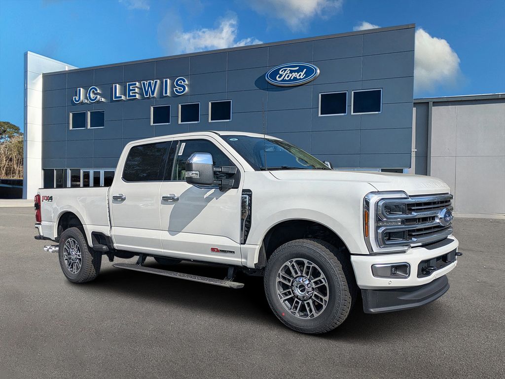 2026 Ford F-250 Super Duty Platinum's photo