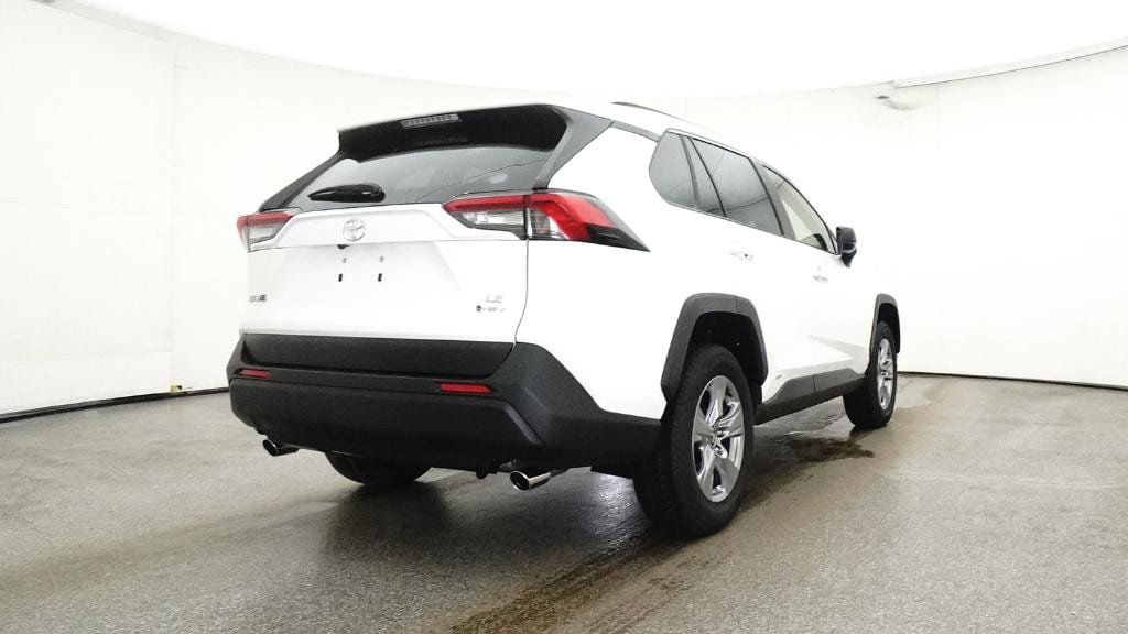 Thumbnail: 2025 Toyota RAV4 - 21
