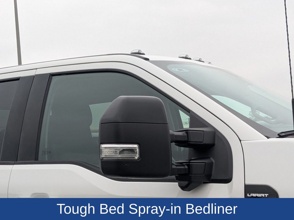 2025 Ford F-450 Super Duty LARIAT