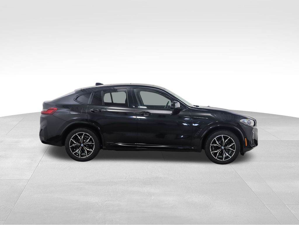 Thumbnail: 2023 BMW X4 - 6