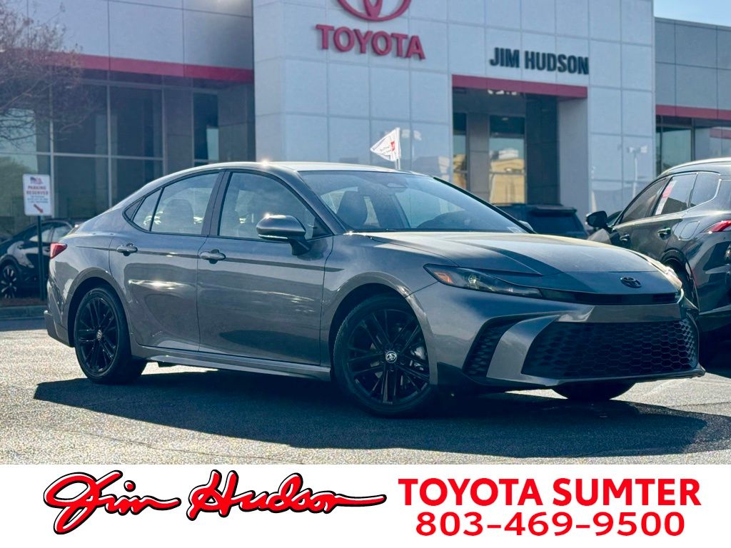 2026 Toyota Camry SE FWD