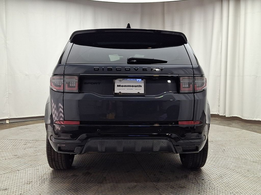 Thumbnail: 2025 Land Rover Discovery Sport - 5