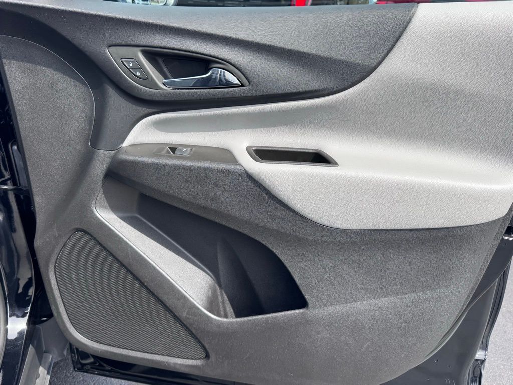 ChevroletEquinox24