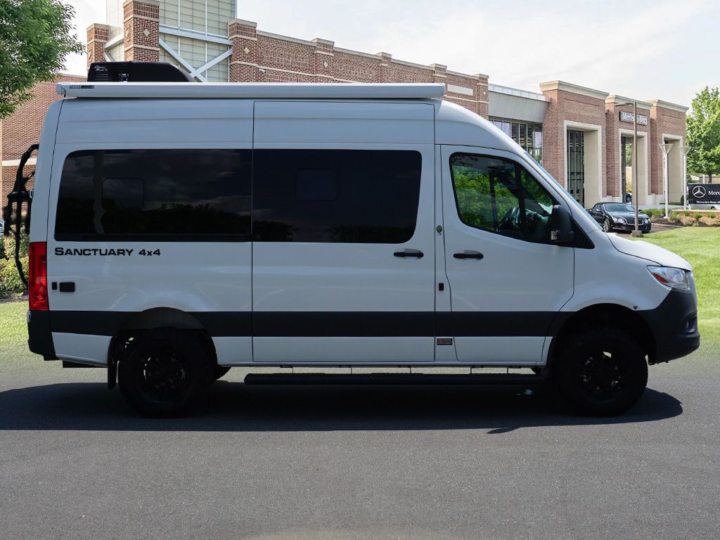 Thumbnail: 2024 Mercedes-Benz Sprinter - 7