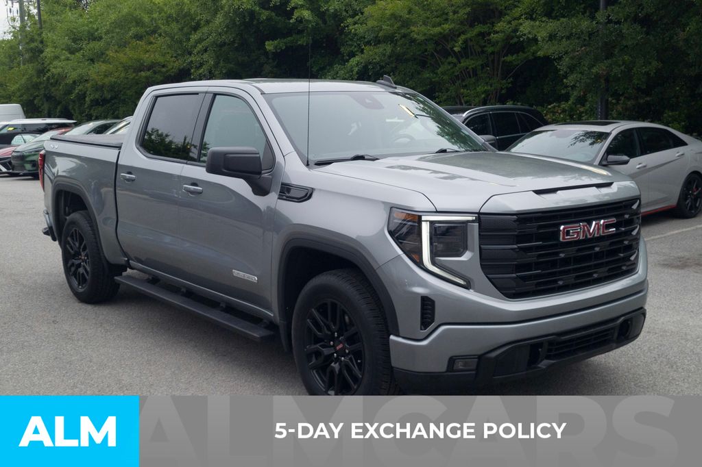 Used 2023 Sterling Metallic GMC Elevation image 3