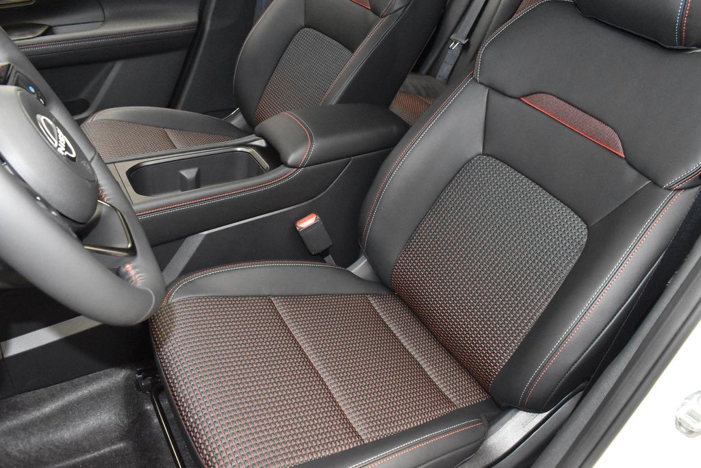 Thumbnail: 2026 Nissan Kicks - 14